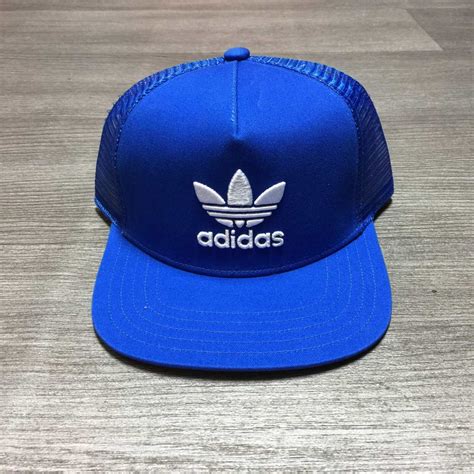 gorra adidas azul